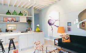 Oever House